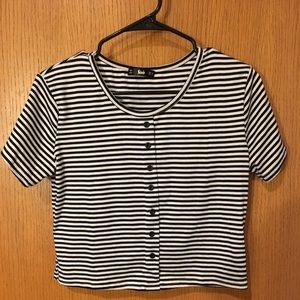 Cute stripe crop top💗